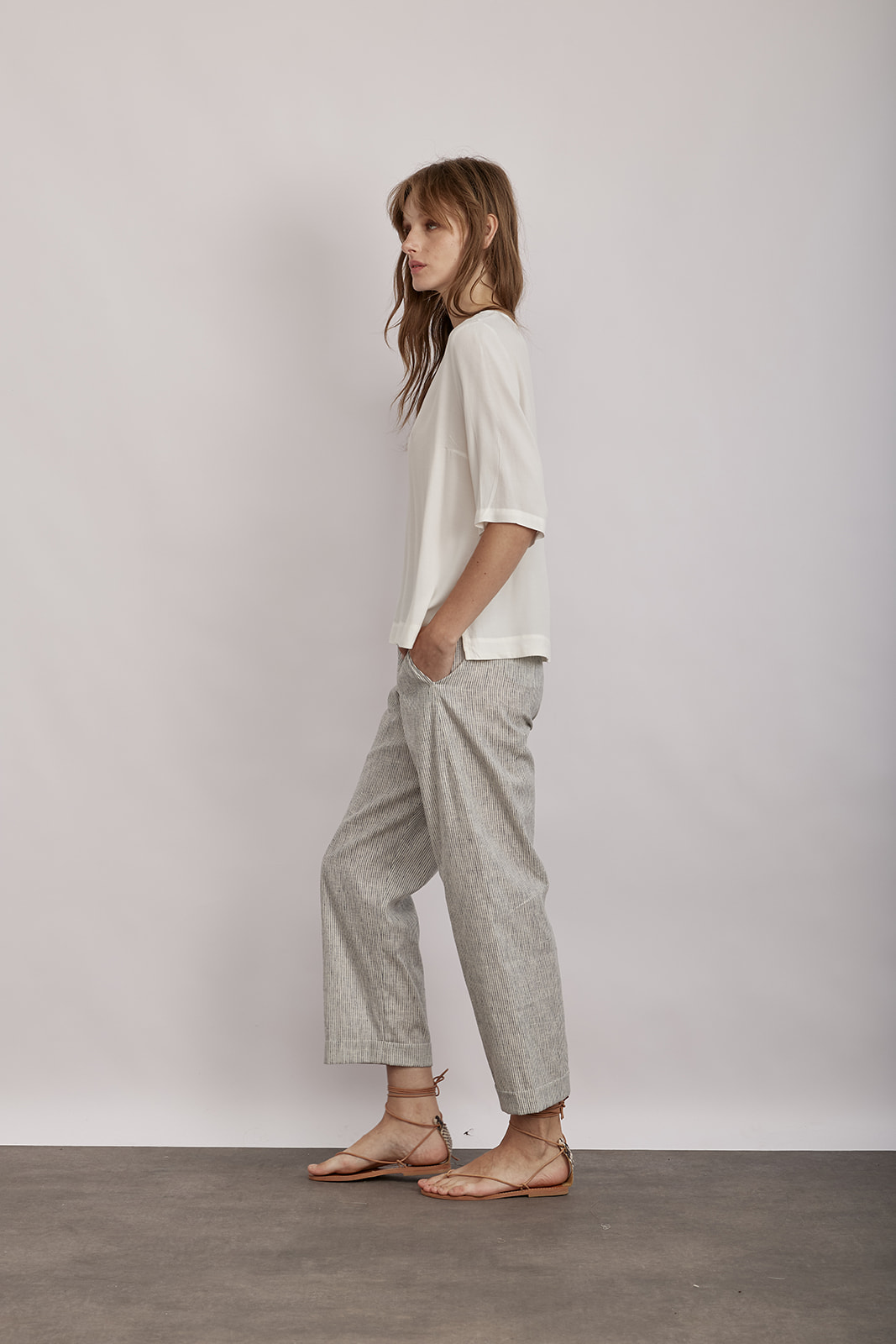 2440001605.jpg STRIPED GREY PATRUCIA